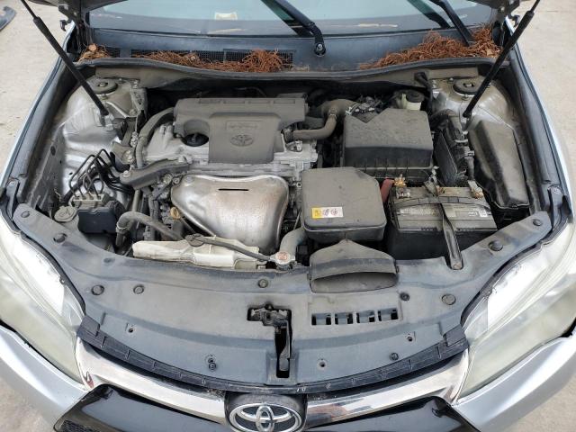 4T1BF1FK9HU623929 - 2017 TOYOTA CAMRY LE SILVER photo 11