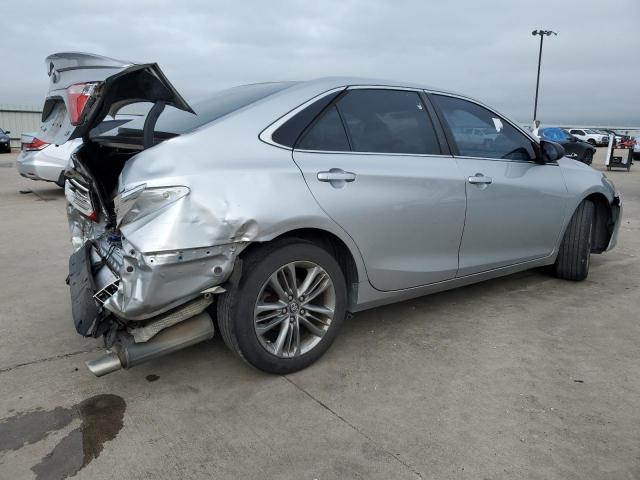 4T1BF1FK9HU623929 - 2017 TOYOTA CAMRY LE SILVER photo 3