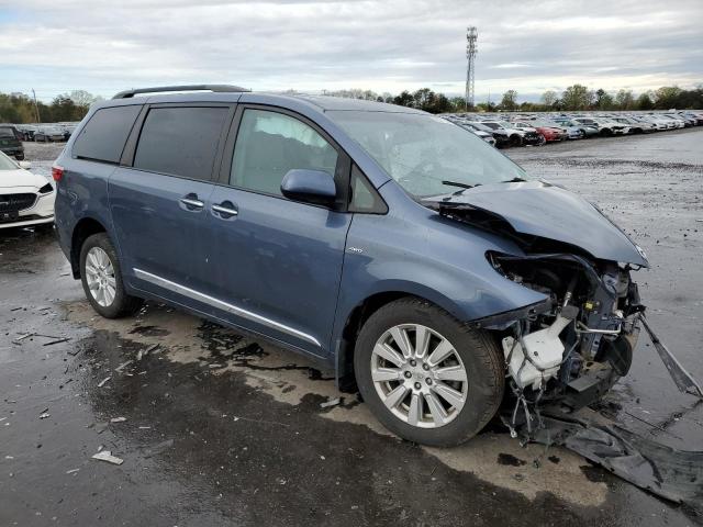 5TDDZ3DCXHS176754 - 2017 TOYOTA SIENNA XLE BLUE photo 4