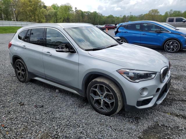 WBXHT3C30J3H31860 - 2018 BMW X1 XDRIVE28I SILVER photo 4