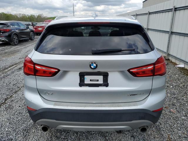 WBXHT3C30J3H31860 - 2018 BMW X1 XDRIVE28I SILVER photo 6