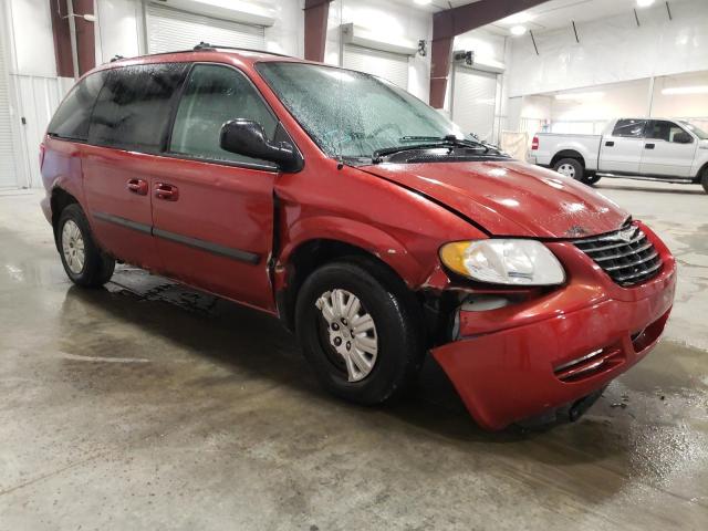 1C4GP45R25B352131 - 2005 CHRYSLER TOWN & COU წითელი ფოტო 4