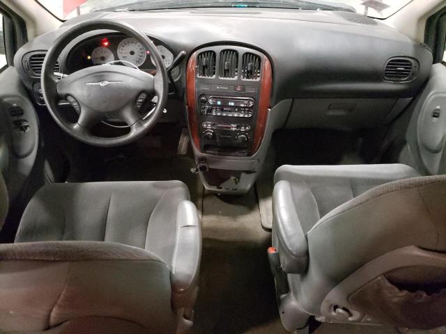 1C4GP45R25B352131 - 2005 CHRYSLER TOWN & COU წითელი ფოტო 8