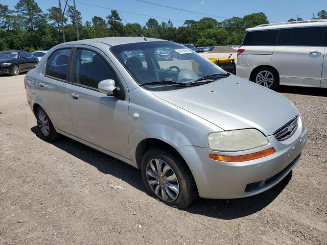 KL1TD52645B307531 - 2005 CHEVROLET AVEO BASE SILVER photo 4