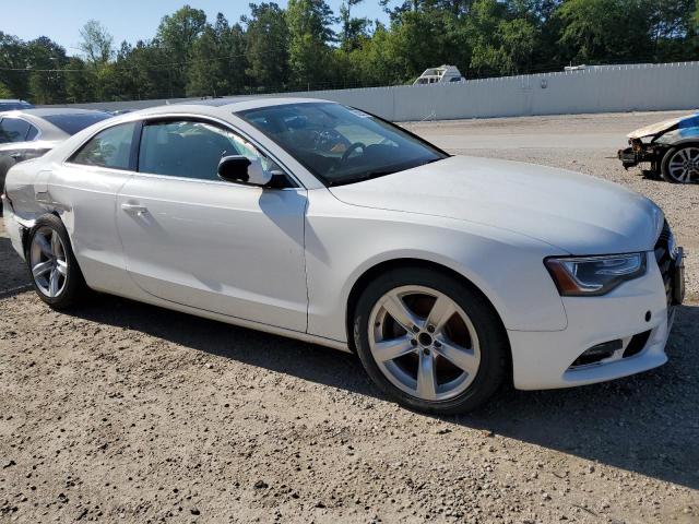 WAUCFAFR8EA068259 - 2014 AUDI A5 PREMIUM WHITE photo 4