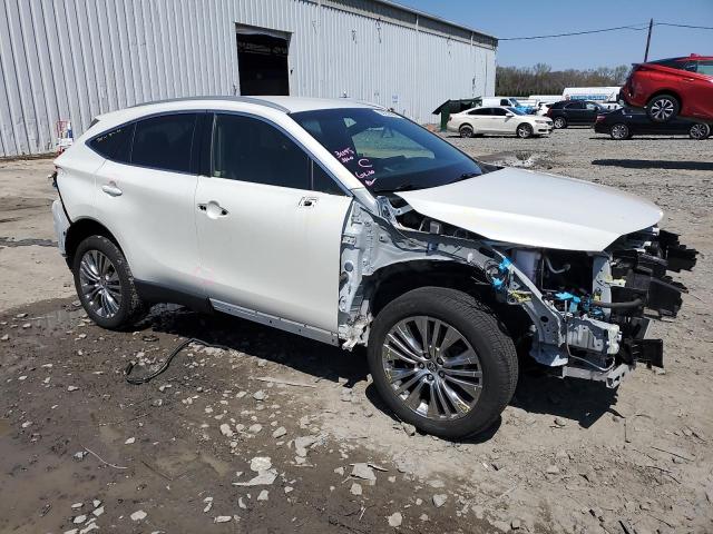 JTEAAAAH6MJ067449 - 2021 TOYOTA VENZA LE WHITE photo 4