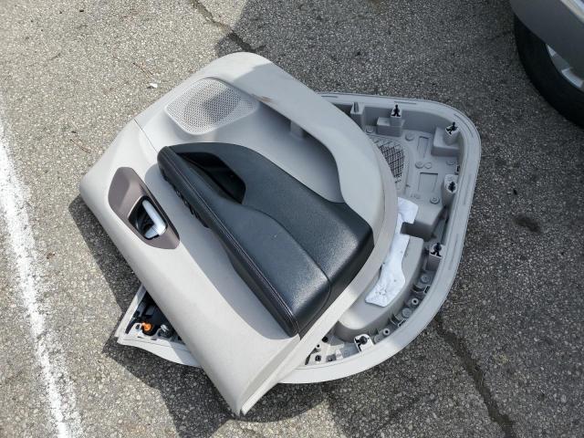 2C4RC1BG8HR744445 - 2017 CHRYSLER PACIFICA TOURING L SILVER photo 13