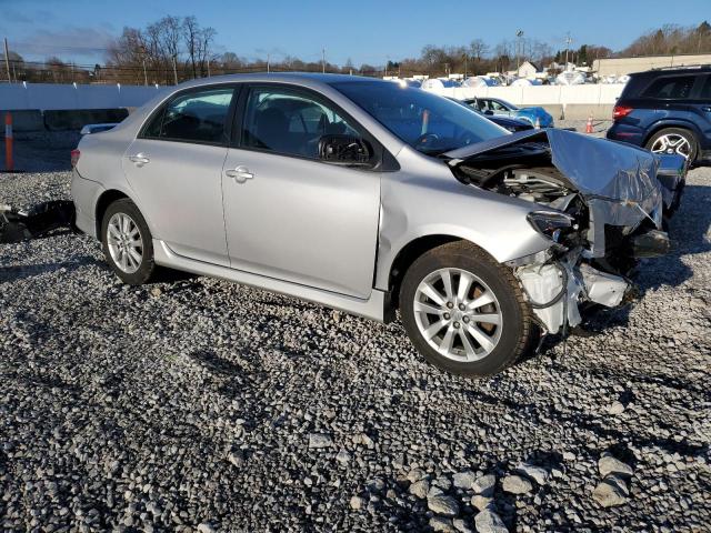 1NXBU4EE5AZ347340 - 2010 TOYOTA COROLLA BASE SILVER photo 4