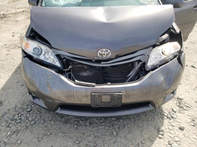 5TDYK3DC1BS155255 - 2011 TOYOTA SIENNA XLE GRAY photo 12