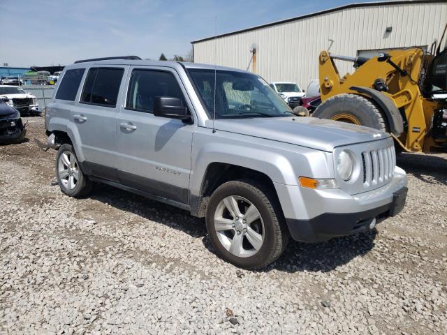 1C4NJRFB5DD180882 - 2013 JEEP PATRIOT LATITUDE SILVER photo 4