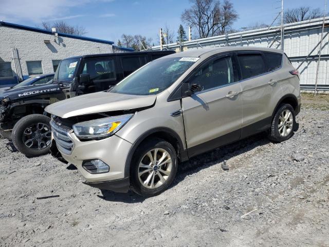 1FMCU9GDXHUA44537 - 2017 FORD ESCAPE SE GOLD photo 1