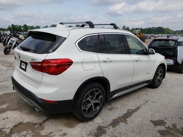 WBXHT3C36H5F68162 - 2017 BMW X1 XDRIVE28I WHITE photo 3