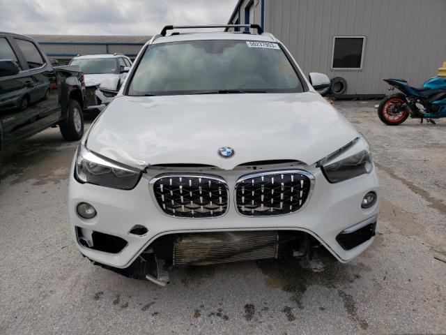 WBXHT3C36H5F68162 - 2017 BMW X1 XDRIVE28I WHITE photo 5