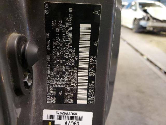 5TDBA22C55S046839 - 2005 TOYOTA SIENNA XLE GRAY photo 13