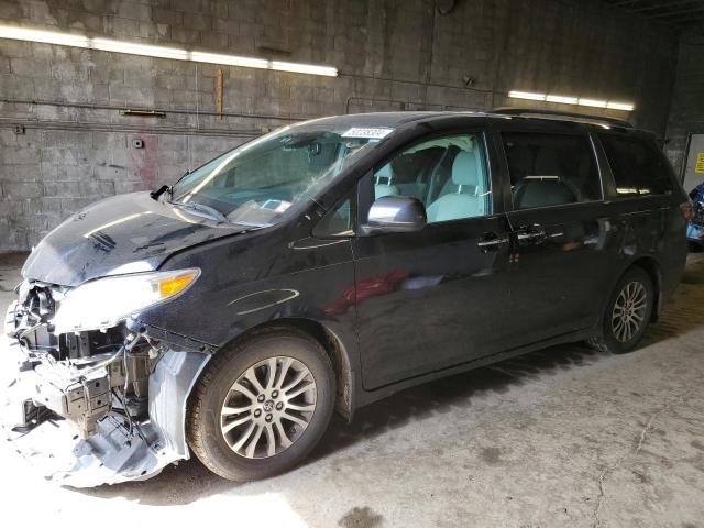 2020 TOYOTA SIENNA XLE, 