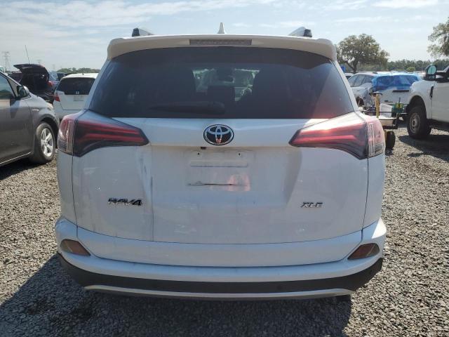 JTMWFREV2HD102485 - 2017 TOYOTA RAV4 XLE WHITE photo 6