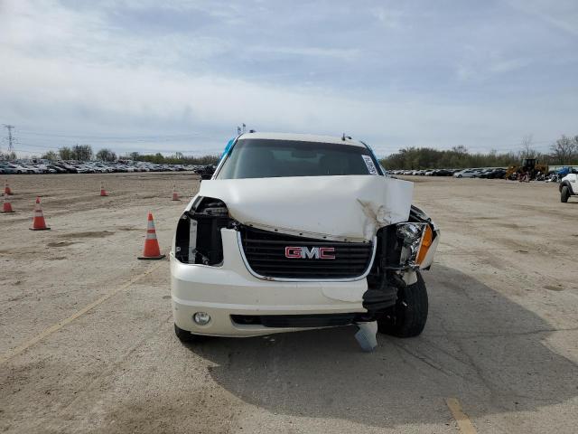 1GKS2CE00BR363897 - 2011 GMC YUKON SLT WHITE photo 5