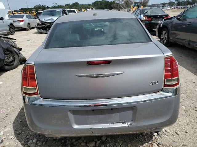 2C3CCAAG2DH743092 - 2013 CHRYSLER 300 SILVER photo 6