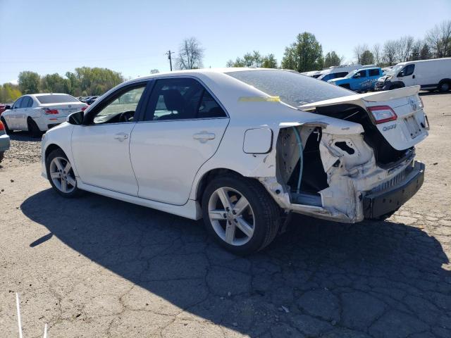 4T1BF1FK0CU121691 - 2012 TOYOTA CAMRY BASE WHITE photo 2