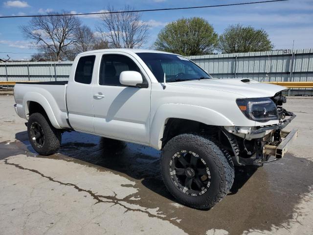 5TETU62NX6Z162028 - 2006 TOYOTA TACOMA PRERUNNER ACCESS CAB WHITE photo 4