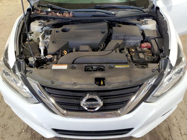 1N4AL3AP1JC248675 - 2018 NISSAN ALTIMA 2.5 WHITE photo 11