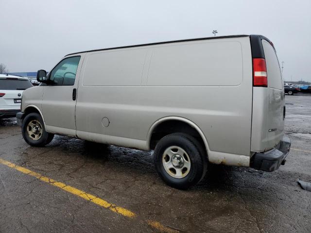 1GCFG15X171110402 - 2007 CHEVROLET EXPRESS G1 SILVER photo 2