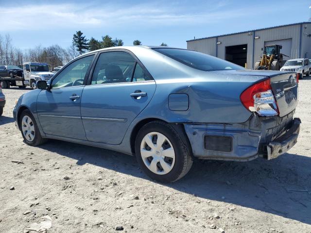 4T1BE30K12U613409 - 2002 TOYOTA CAMRY LE BLUE photo 2