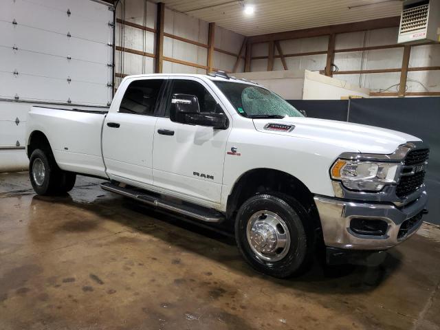 3C63RRHL7PG546071 - 2023 RAM 3500 BIG HORN WHITE photo 4