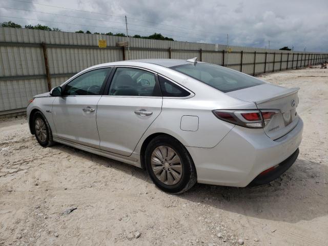 KMHE24L15GA015573 - 2016 HYUNDAI SONATA HYBRID SILVER photo 2