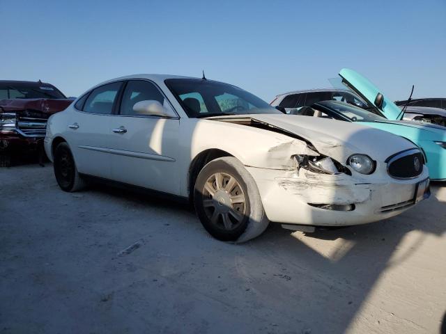 2G4WC532951256477 - 2005 BUICK LACROSSE CX WHITE photo 4