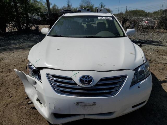 JTNBB46K673003895 - 2007 TOYOTA CAMRY HYBRID WHITE photo 5