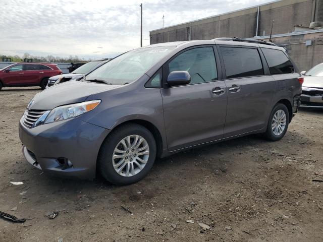 5TDYZ3DC5HS867188 - 2017 TOYOTA SIENNA XLE GRAY photo 1