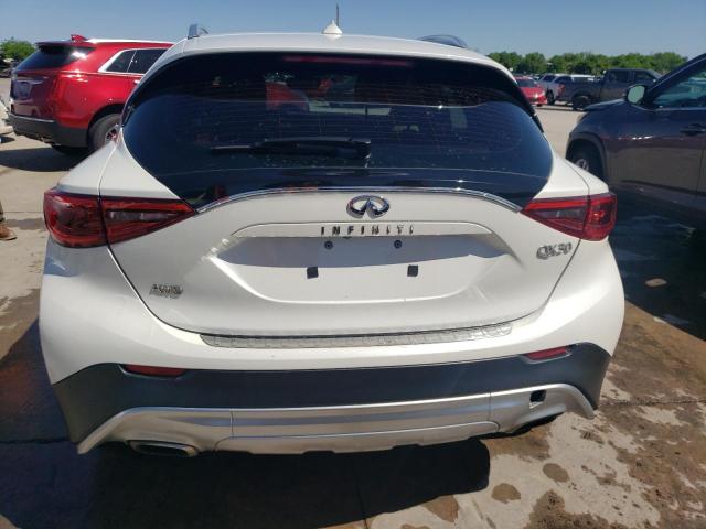 SJKCH5CR4HA034152 - 2017 INFINITI QX30 BASE WHITE photo 6