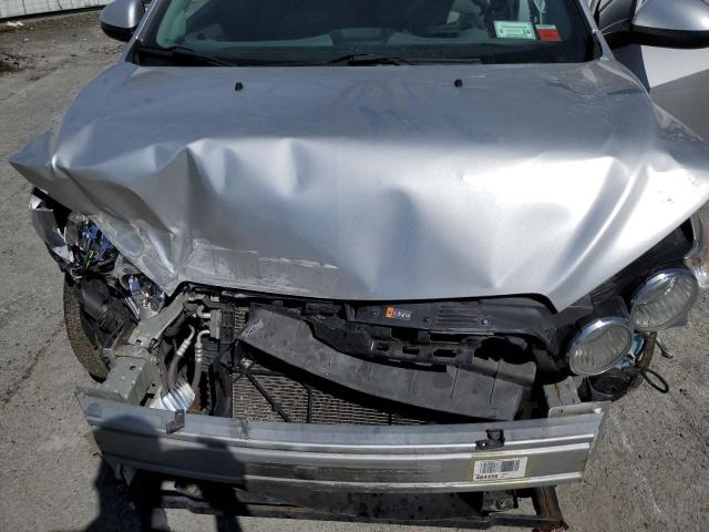 1G1JA5SG5F4146087 - 2015 CHEVROLET SONIC LS SILVER photo 11