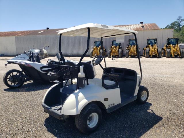 3173971 - 2016 GOLF EZGO WHITE photo 4