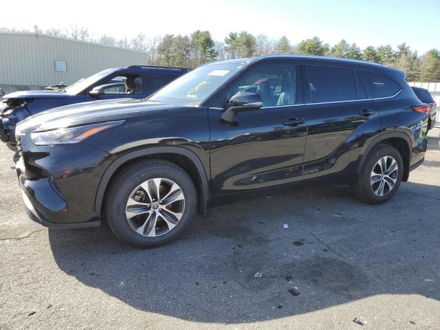 5TDGZRBH6MS157708 - 2021 TOYOTA HIGHLANDER XLE BLACK photo 1