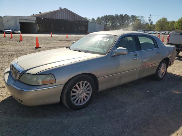 1LNHM81W04Y622321 - 2004 LINCOLN TOWN CAR EXECUTIVE Թուխ լուսանկար 1