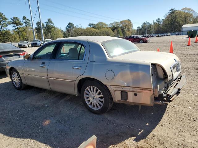 1LNHM81W04Y622321 - 2004 LINCOLN TOWN CAR EXECUTIVE Թուխ լուսանկար 2