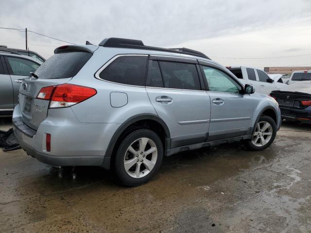 4S4BRBKC6D3318352 - 2013 SUBARU OUTBACK 2.5I LIMITED SILVER photo 3