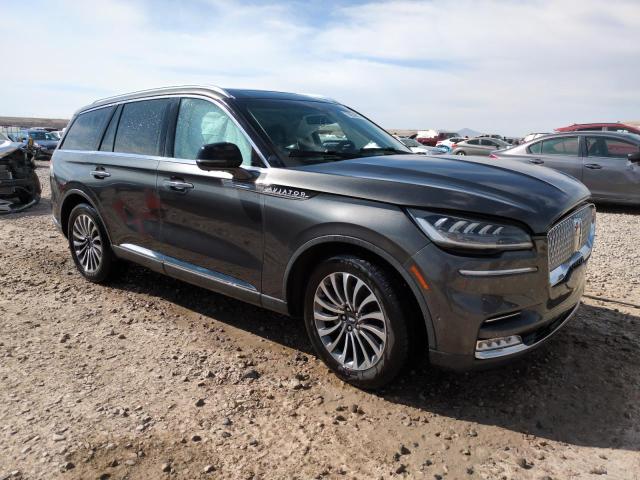 5LM5J7XC0LGL11413 - 2020 LINCOLN AVIATOR RESERVE 灰色 照片 4