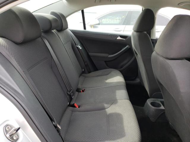 3VW2K7AJ2CM349095 - 2012 VOLKSWAGEN JETTA BASE فضي صورة 10