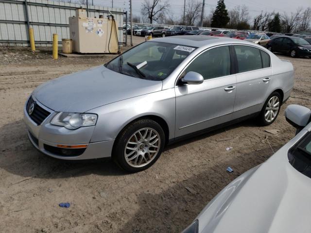 2010 VOLKSWAGEN PASSAT KOMFORT, 