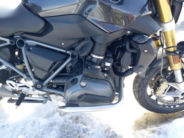 WB10A1404FZ196670 - 2015 BMW R1200 R SILVER photo 7