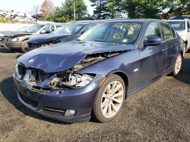 WBAPH5G57BNM80207 - 2011 BMW 328 I SULEV BLUE photo 2