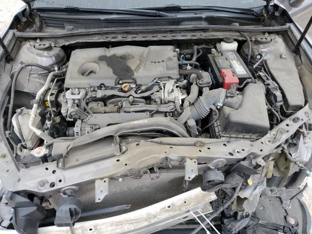 4T1B11HK2JU130515 - 2018 TOYOTA CAMRY L GRAY photo 11