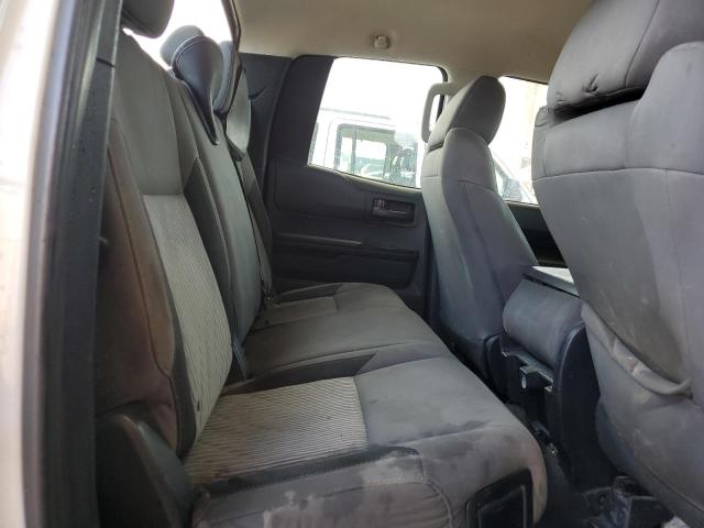 5TFRM5F1XFX084160 - 2015 TOYOTA TUNDRA DOUBLE CAB SR/SR5 WHITE photo 10
