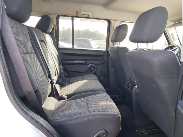 1J8HG48K78C193570 - 2008 JEEP COMMANDER SPORT თეთრი ფოტო 11