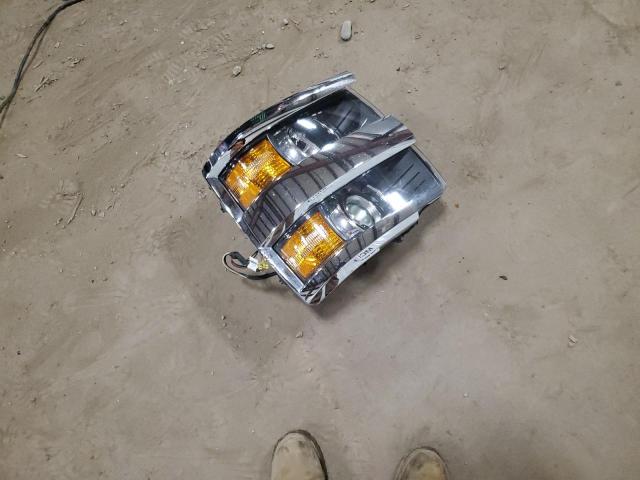 1GC2KUEG8JZ275497 - 2018 CHEVROLET SILVERADO K2500 HEAVY DUTY BLACK photo 12