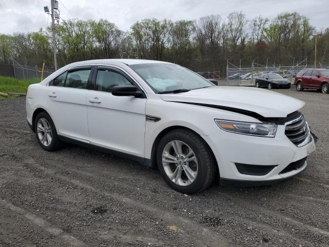 1FAHP2D81HG145180 - 2017 FORD TAURUS SE WHITE photo 4