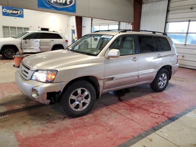 2004 TOYOTA HIGHLANDER, 